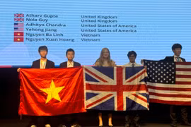 Estudiantes vietnamitas ganan medallas en la Olimpiada de Astronomía y Astrofísica. (Fuente: qdnd.vn)