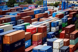Almacén de contenedores en el puerto de Cat Lai, ciudad de Thu Duc, Ciudad Ho Chi Minh. (Fuente:VNA)