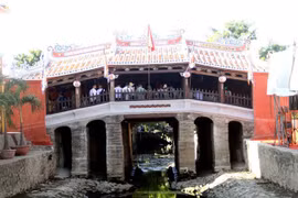Pagoda Cau de Hoi An en Vietnam reabre puertas tras meses de restauración. (Fuente:VNA)