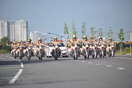 [Foto] Unidad de policía de tránsito femenino en Ciudad Ho Chi Minh 