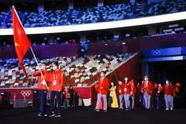 Delegación vietnamita en la ceremonia inaugural de los Juegos Olímpicos de Tokio 