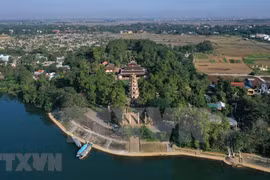 [Foto] Pagoda Thien Mu, la más antigua en la antigua capital de Hue