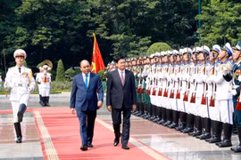 [Foto] Inicia primer ministro de Laos visita oficial a Vietnam