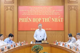 El secretario general del Partido Comunista de Vietnam, To Lam, presidió la primera reunión del Comité Central para evaluar la implementación de la Resolución No. 18-NQ/TW (Fuente: VNA)