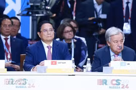 El primer ministro de Vietnam, Pham Minh Chinh, participa en la Cumbre del grupo ampliado de los BRICS (Fuente: VNA)