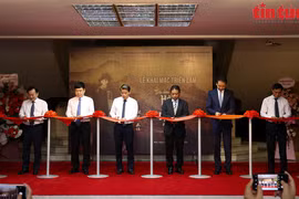 La exposición titulada "Huellas de Ho Chi Minh en China" fue inaugurada en Hanoi (Fuente: VNA)