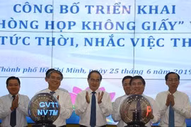 Aboga Gobierno de Ciudad Ho Chi Minh por “reuniones sin papeles”
