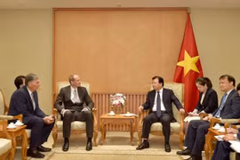 Incentivan inversiones del Reino Unido en Vietnam