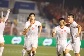 Alaba prensa asiática coronación de la selección de fútbol vietnamita en competencia regional 