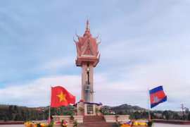 Inauguran en Camboya Monumento de Amistad con Vietnam 