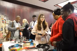Destacan a Sudáfrica como importante mercado para empresas vietnamitas