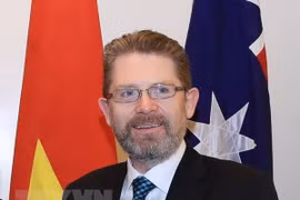 Felicita Vietnam a dirigentes del Parlamento de Australia por sus reelecciones 