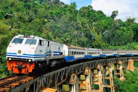 Indonesia y Japón firman acuerdo para construcción del ferrocarril Yakarta- Surabaya