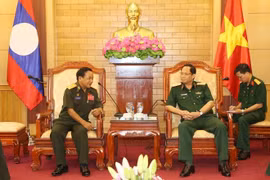 Ejércitos de Vietnam y Laos fortalecen colaboración en protección política interna