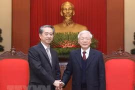 Presidente de Vietnam recibe a embajador chino