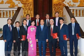 Dirigentes vietnamitas exigen a embajadores en el extranjero aportar al desarrollo nacional