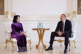 Vicepresidenta vietnamita se reúne con el jefe del Estado de Azerbaiyán