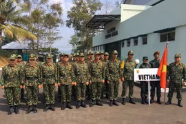 Participa Vietnam en torneo regional de tiro militar