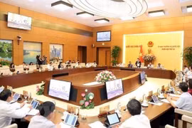 Analiza el Comité Permanente del Parlamento de Vietnam modificación de la Ley de Auditoría Estatal