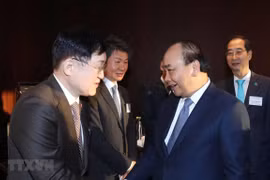 Dialoga primer ministro de Vietnam con líderes inversores sudcoreanos