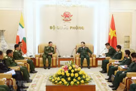 Visita Vietnam jefe de las fuerzas armadas de Myanmar
