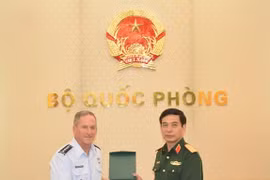 Fortalecen Vietnam y Estados Unidos cooperación en defensa 
