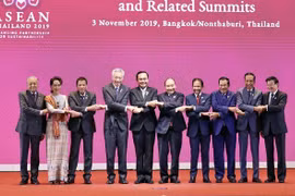 Organización de Cumbre de la ASEAN ofrece beneficios a Tailandia, según encuesta