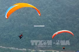 Nuevos destinos en Vietnam para amantes del parapente