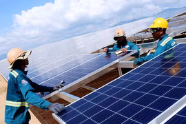 Proyecta Vietnam el aprovechamiento de la energía solar en 2019