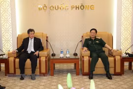 Recibe ministro de Defensa de Vietnam a secretario general de ASEAN 