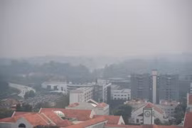 Calidad de aire en Singapur resulta insegura para salud humana por incendios en Indonesia 