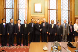 Formula Vietnam votos por fomentar lazos multifacéticos con Hungría