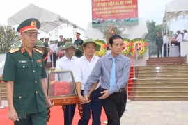 Repatrían restos de combatientes voluntarios vietnamitas caídos en Laos