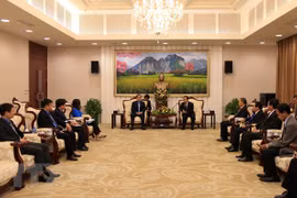 Promueven aumento de la cooperación sindical entre Vietnam y Laos