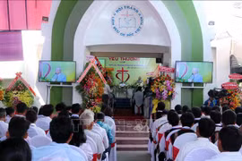 Inauguran en Vietnam VI congreso de la Iglesia Fraternidad Cristiana 