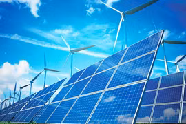 Tratan en Hanoi tema de finanzas verdes para energía renovable