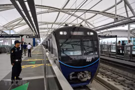 Destina Indonesia casi 500 millones de dólares para mejorar el transporte público