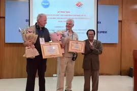 Reconocen en Vietnam la contribución de veteranos estadounidenses a reparación de secuelas de guerra