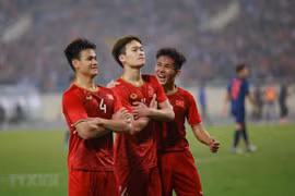 Vietnam avanza hacia la final del campeonato de fútbol sub-23 de Asia tras vencer a Tailandia 4-0