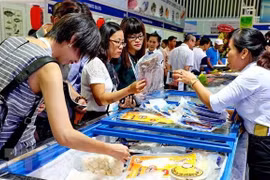 Inauguran en Hanoi Feria de Productos Acuáticos