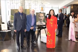 Efectúan en Canadá exhibición sobre Presidente Ho Chi Minh