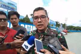 Movilizan en Indonesia militares y policías para búsqueda de helicóptero desaparecido 