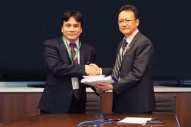 Suministrará grupo vietnamita moderna plataforma de perforación petrolera a Brunei