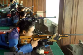 Participan más de 130 competidores en torneo nacional de tiro de Vietnam 2019