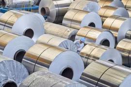 Cooperan Vietnam y EE.UU. en investigación sobre fraude de origen de aluminio