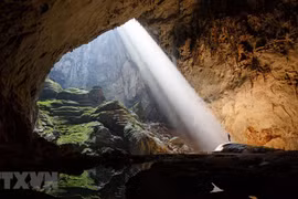 Exploran en Vietnam secretos ocultos bajo la mayor cueva del mundo