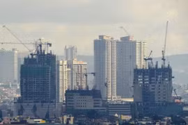 Manufactura de Filipinas reporta caída por octavo mes consecutivo 