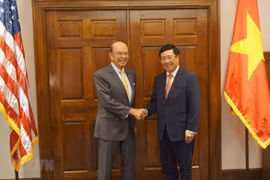 Vietnam y EE.UU. promueven cooperación económica y defensa