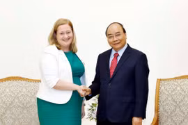 Aboga premier de Vietnam por impulso de intercambio comercial con Irlanda 