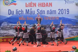 Celebran en Vietnam Festival de Turismo de Mau Son-2019 